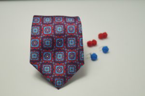 Corbatas Matizzio, color rojo con diseño azul y celeste, 111