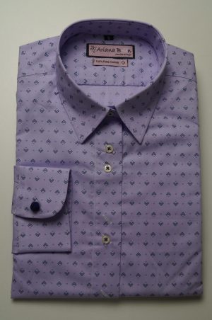Camisa de mujer, color morado lila estampado color negro, Ariana Belén 82