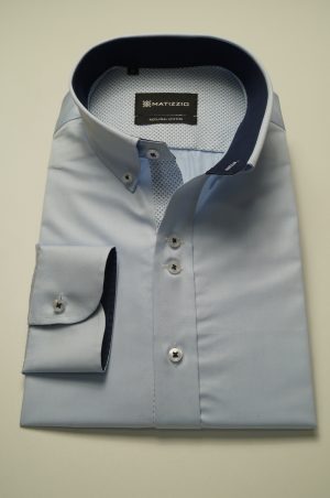 Camisa casual, color celeste . Matizzio 98